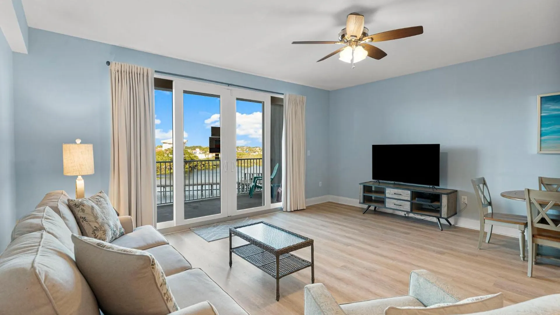 Laketown Wharf #319 By Nautical Properties Panama City Beach United States